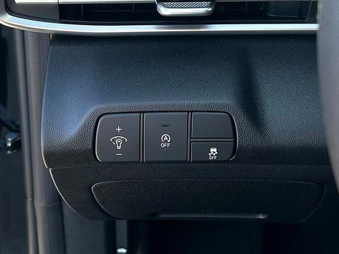 New 2026 Hyundai Elantra SE w/ Cargo Package image 14