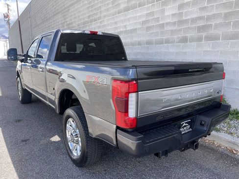 Used 2019 Ford F250 Platinum w/ Platinum Ultimate Package AWD/4WD image 7