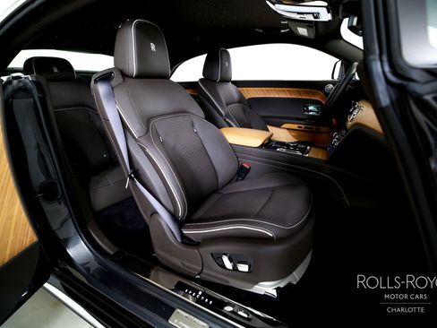 Certified 2025 Rolls-Royce Spectre w/ Spectre Launch Package image 24