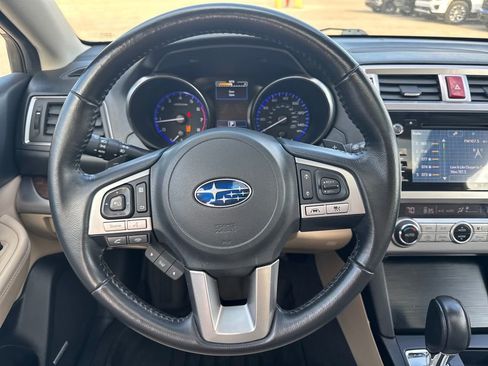 Used 2016 Subaru Outback 2.5i Limited AWD/4WD image 20