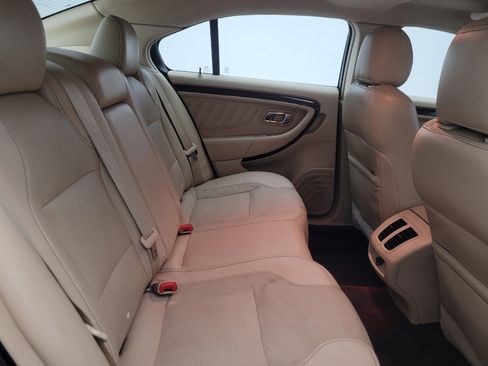 Used 2015 Ford Taurus Limited FWD image 19
