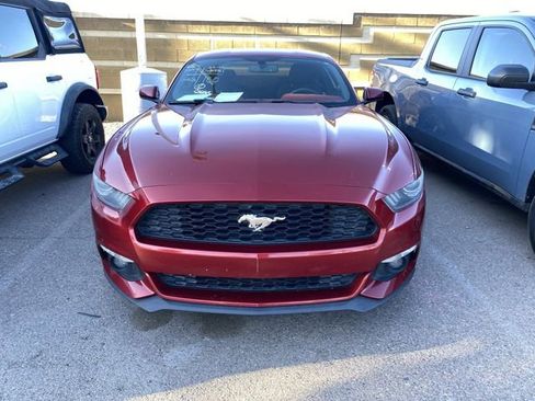 Used 2016 Ford Mustang Coupe RWD image 6