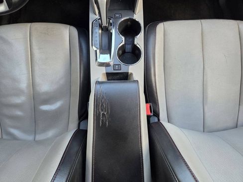 Used 2013 Chevrolet Equinox LTZ FWD image 26