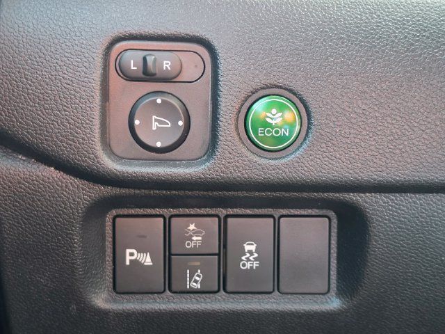 Used 2025 Honda Pilot Elite image 11