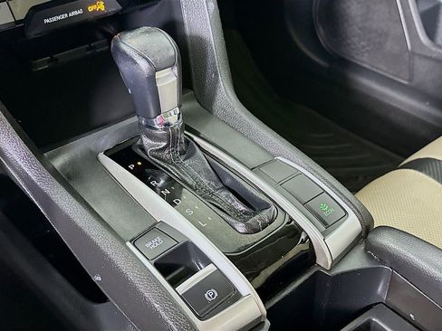 Used 2016 Honda Civic Touring image 22