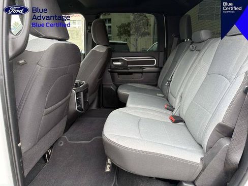 Used 2024 RAM 2500 Big Horn w/ Off Road Package AWD/4WD image 12