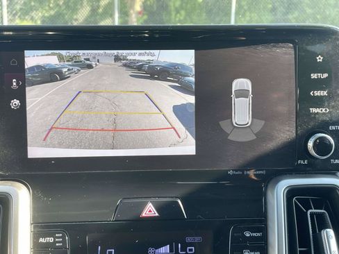 Used 2022 Kia Sorento S w/ Panoramic Sunroof Package FWD image 27