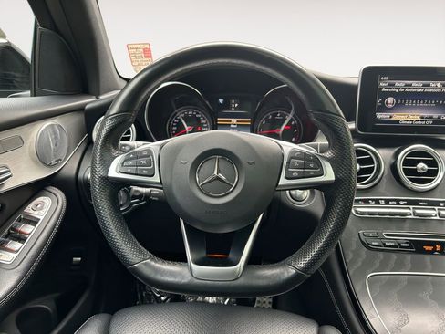 Used 2019 Mercedes-Benz GLC 300 4MATIC image 13