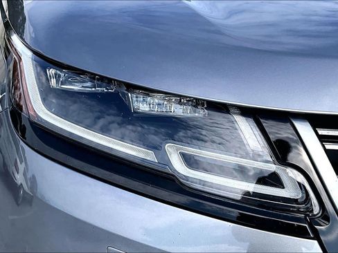 Used 2020 Land Rover Range Rover Velar R-Dynamic S image 28