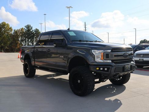 Used 2018 Ford F150 XLT w/ Equipment Group 302A Luxury image 7