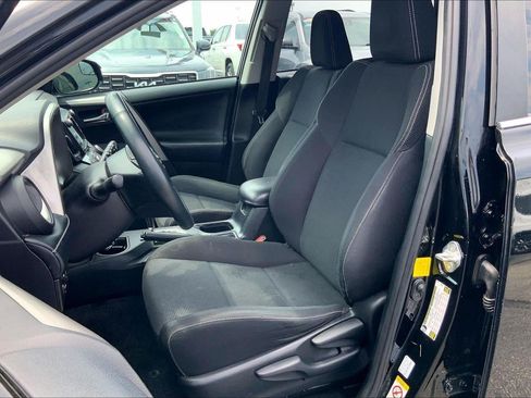 Used 2016 Toyota RAV4 XLE FWD image 20