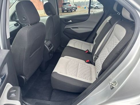 Used 2021 Chevrolet Equinox LS w/ LS Convenience Package FWD image 25