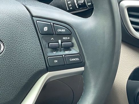 Used 2019 Hyundai Tucson Limited image 14