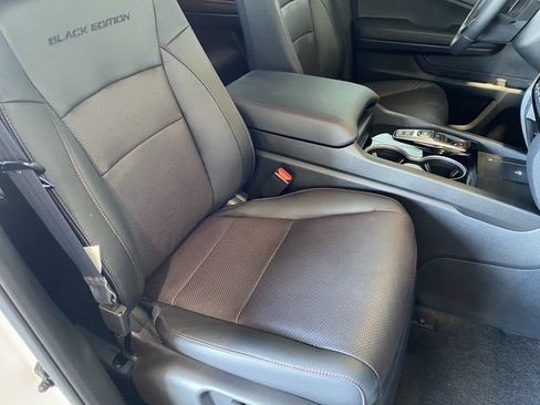 Certified 2024 Honda Ridgeline Black Edition image 9