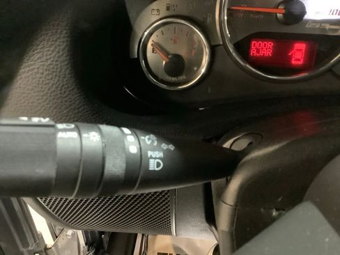 Used 2018 Jeep Wrangler Unlimited Rubicon w/ Connectivity Group AWD/4WD image 30