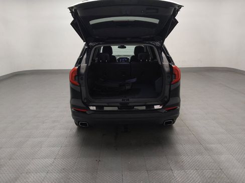 Used 2020 GMC Terrain SLT w/ Preferred Package FWD image 29