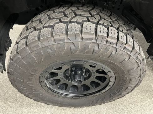 Used 2023 Ford F150 Lariat AWD/4WD image 15