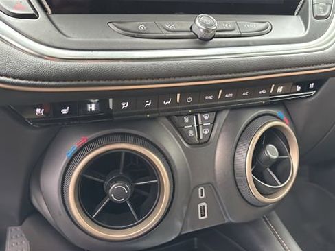 Used 2024 Chevrolet Blazer Premier w/ Driver Confidence II Package image 31