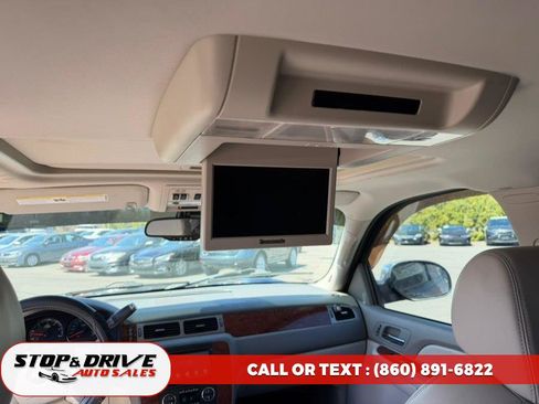 Used 2009 Chevrolet Tahoe LTZ AWD/4WD image 15
