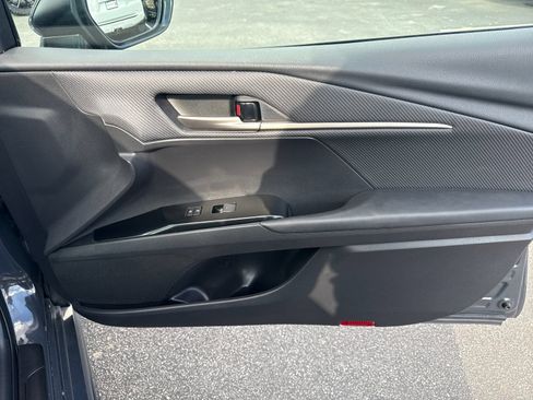 Used 2026 Toyota Camry SE FWD image 28
