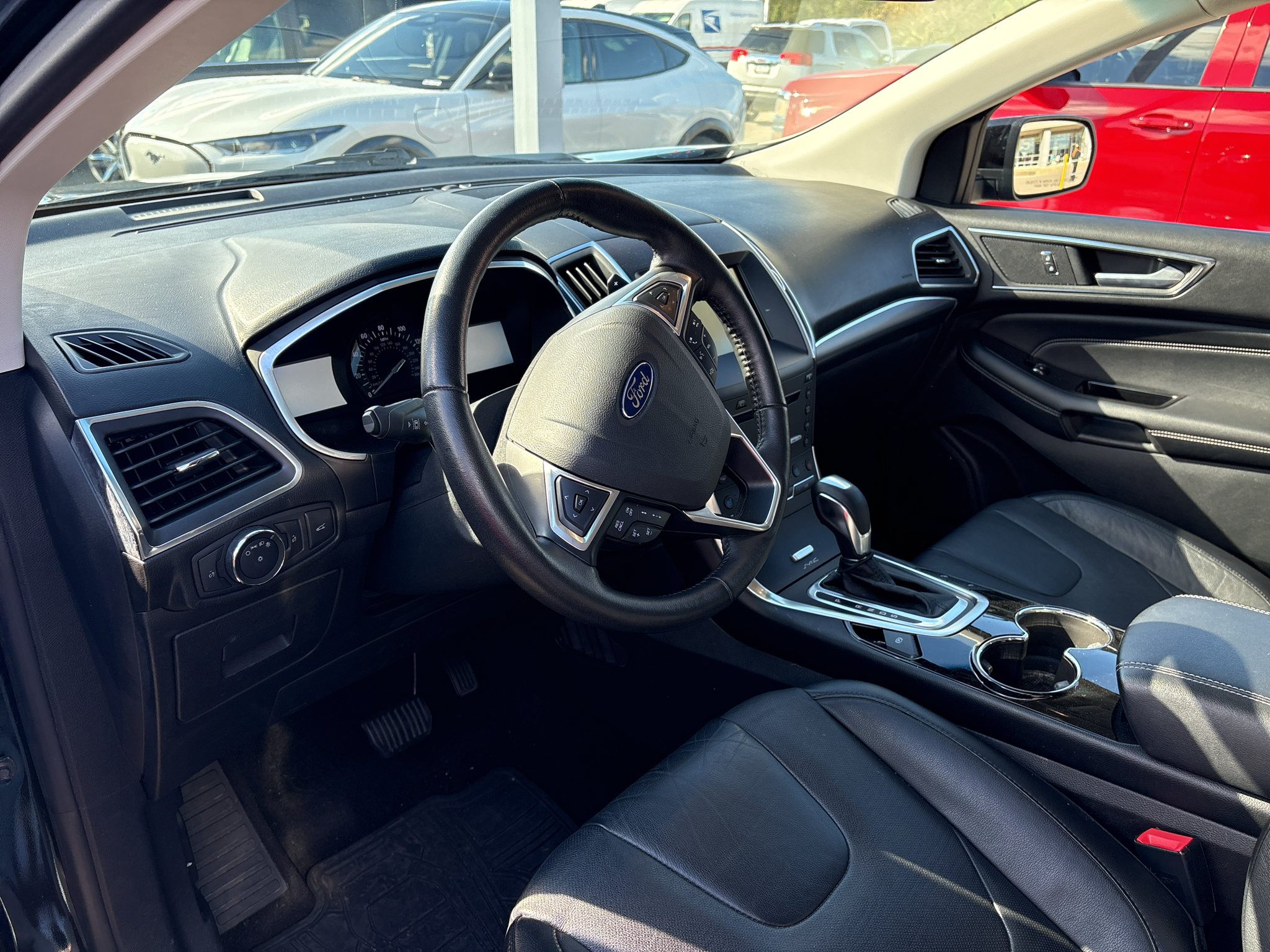 Used 2015 Ford Edge Titanium w/ Equipment Group 302A FWD image 9