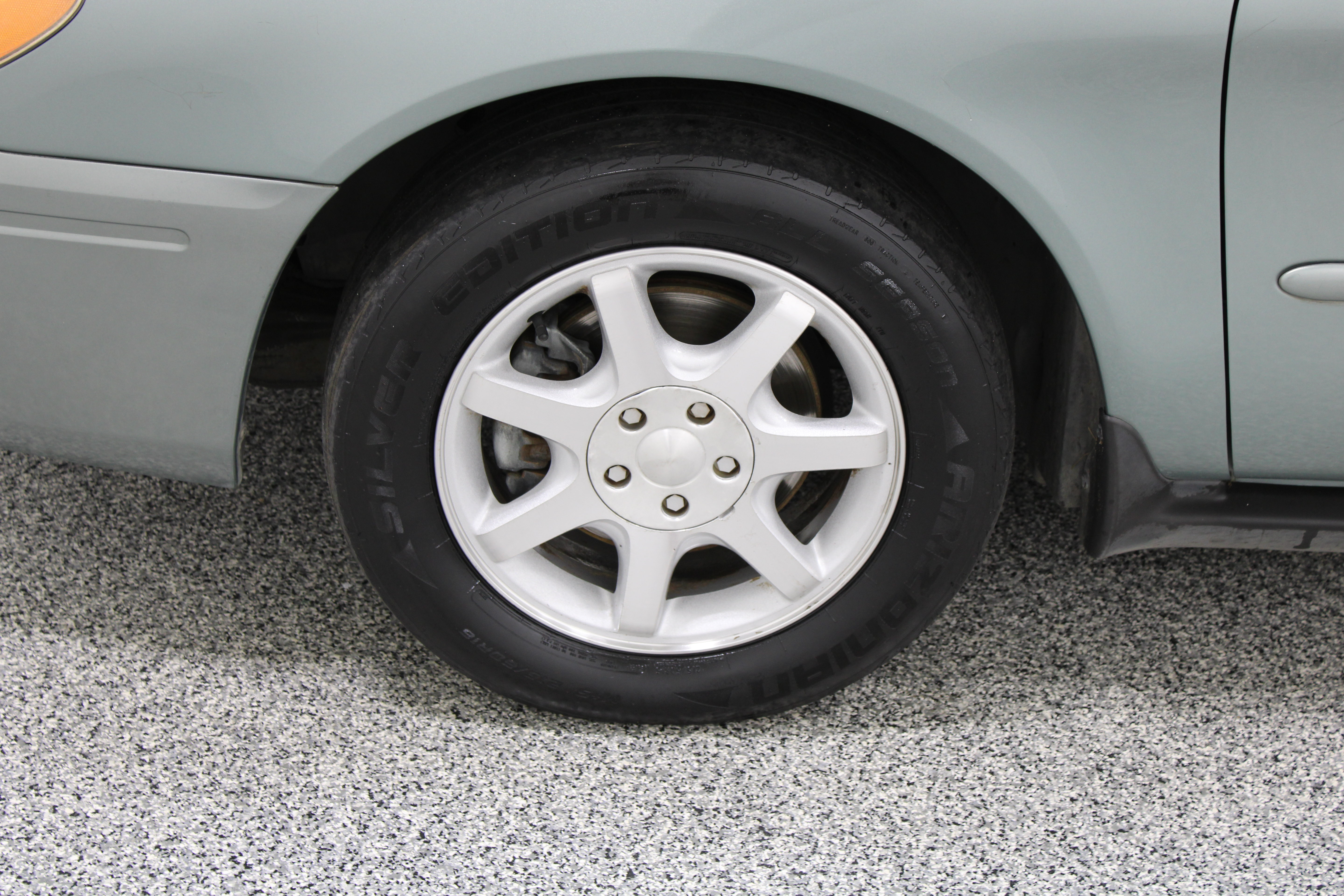 Used 2006 Ford Taurus SEL FWD image 11