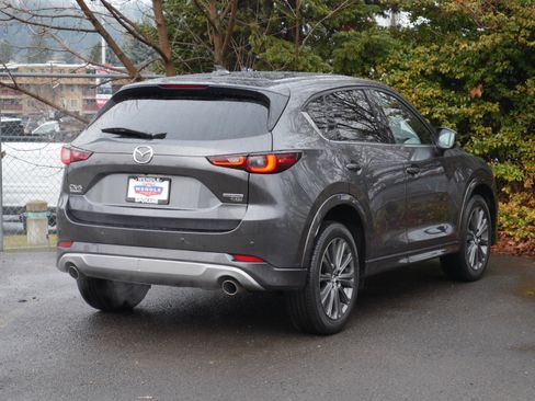 Used 2024 MAZDA CX-5 Signature image 29