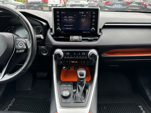 Used 2019 Toyota RAV4 Adventure w/ Cold Weather Package AWD/4WD image 16