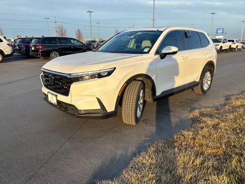 Certified 2023 Honda CR-V EX image 7