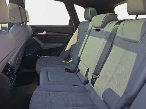 Used 2022 Audi SQ5 Premium Plus w/ Premium Plus Package image 17