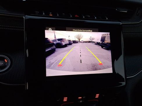 Used 2024 Jeep Grand Cherokee L Laredo image 19