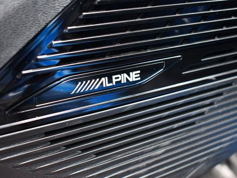 New 2026 Jeep Cherokee Overland w/ Trailer Tow Group AWD/4WD image 13