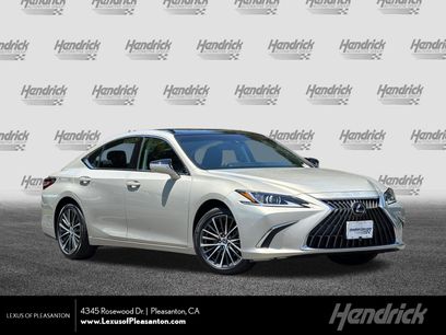 Certified 2023 Lexus ES 350 w/ Premium Package
