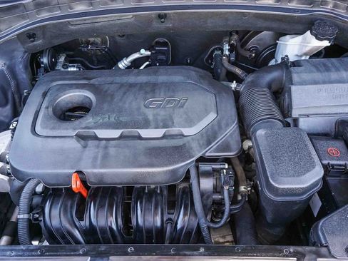 Used 2017 Hyundai Santa Fe Sport FWD image 26