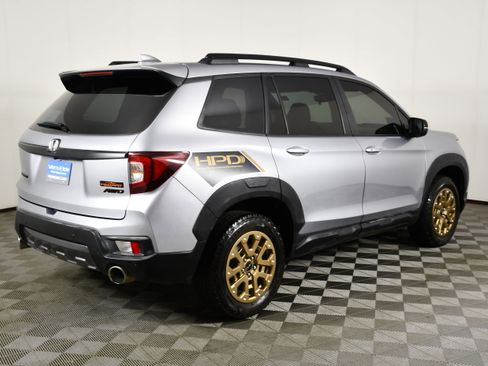 Certified 2023 Honda Passport TrailSport image 6