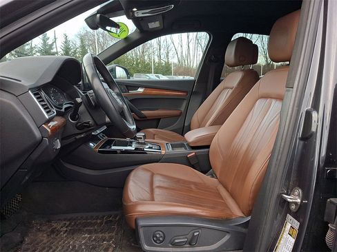 Used 2021 Audi Q5 2.0T Premium image 12