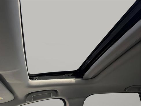 Used 2019 Honda CR-V EX image 48