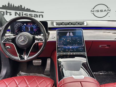 Used 2021 Mercedes-Benz S 580 4MATIC Sedan w/ AMG Line image 24