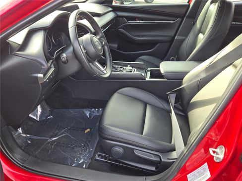 Used 2024 MAZDA MAZDA3 s image 25