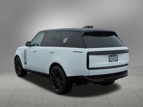 New 2025 Land Rover Range Rover SE image 4