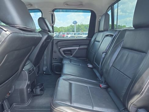 Used 2015 Nissan Titan PRO-4X w/ Pro-4x Luxury Package AWD/4WD image 30