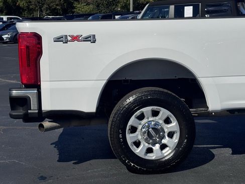 Used 2024 Ford F250 XLT image 42