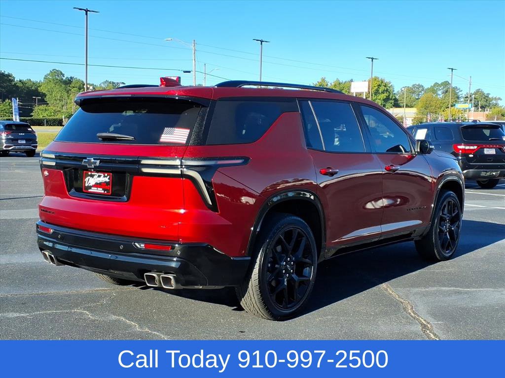 Used 2025 Chevrolet Traverse RS w/ LPO, Floor Liner Package FWD image 5