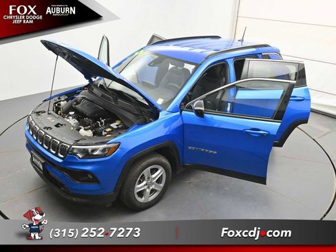 Used 2023 Jeep Compass Latitude w/ Convenience Group AWD/4WD image 35