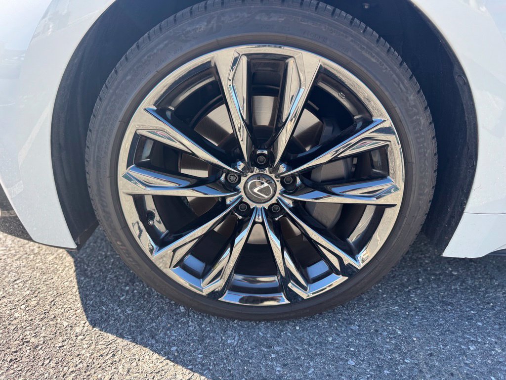 Used 2025 Lexus IS 350 F Sport w/ Accessory Package 2 AWD/4WD image 11