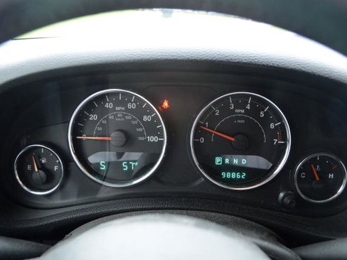 Used 2014 Jeep Wrangler Sport w/ Quick Order Package 24S AWD/4WD image 23