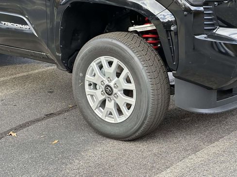 New 2025 Toyota Tacoma SR5 image 25