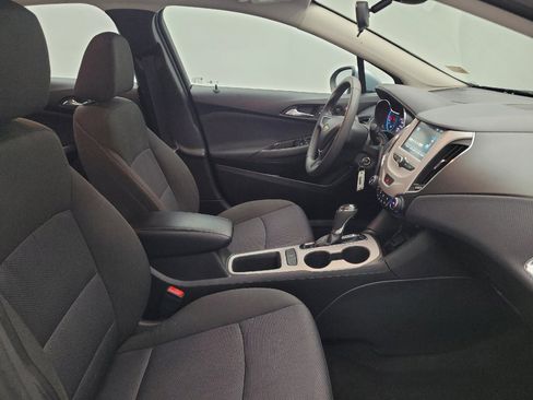Used 2018 Chevrolet Cruze LS FWD image 21