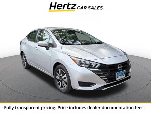 Used 2025 Nissan Versa SV FWD image 1