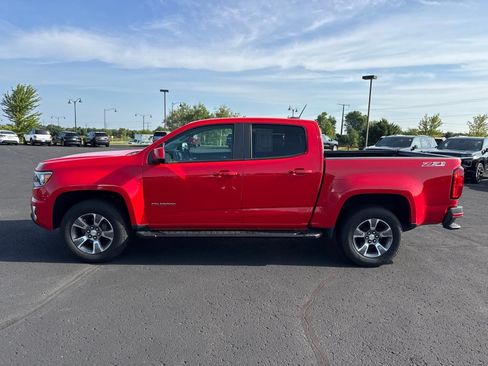 Used 2016 Chevrolet Colorado Z71 AWD/4WD image 2